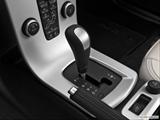  Gear shifter/center console photo